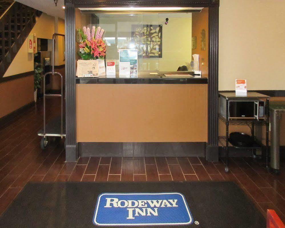 Rodeway Inn Auburn - Seattle Exterior photo